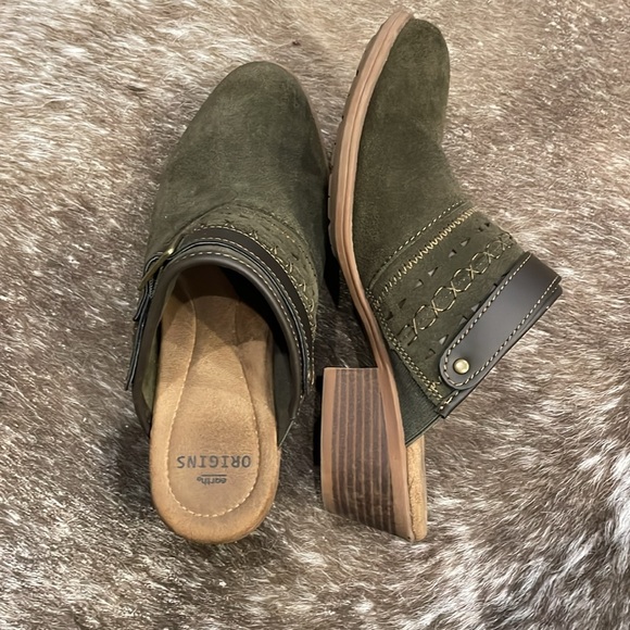 Earth Origins Cady Gray Suede Slip On Shoes Mule Clog  Womens Size 8M - Picture 2 of 8